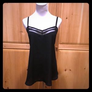 EUC Torrid size 00 flowy tank